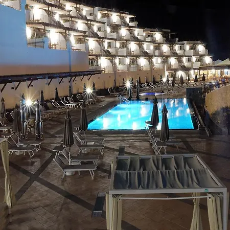Aparthotel Idyll - Adults Only