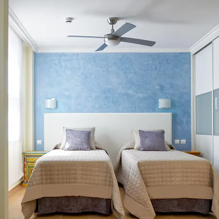 アパートホテル Idyll - Adults Only 3*