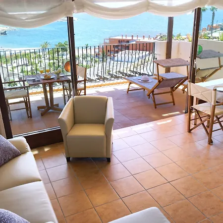 アパートホテル Idyll - Adults Only