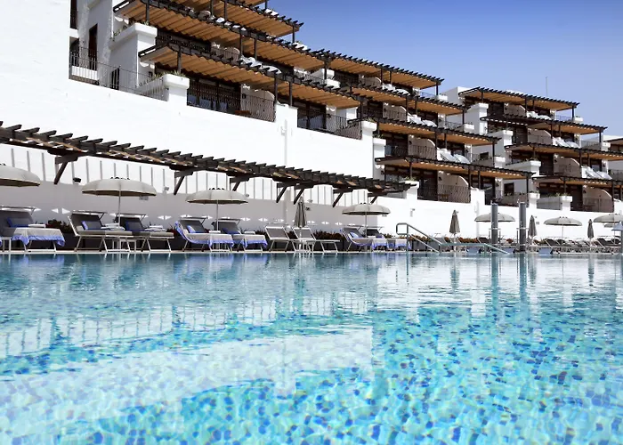 Aparthotel Idyll - Adults Only 3*