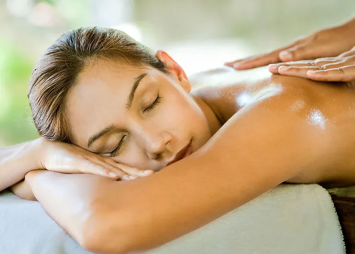 Aparthotel Idyll - Adults Only